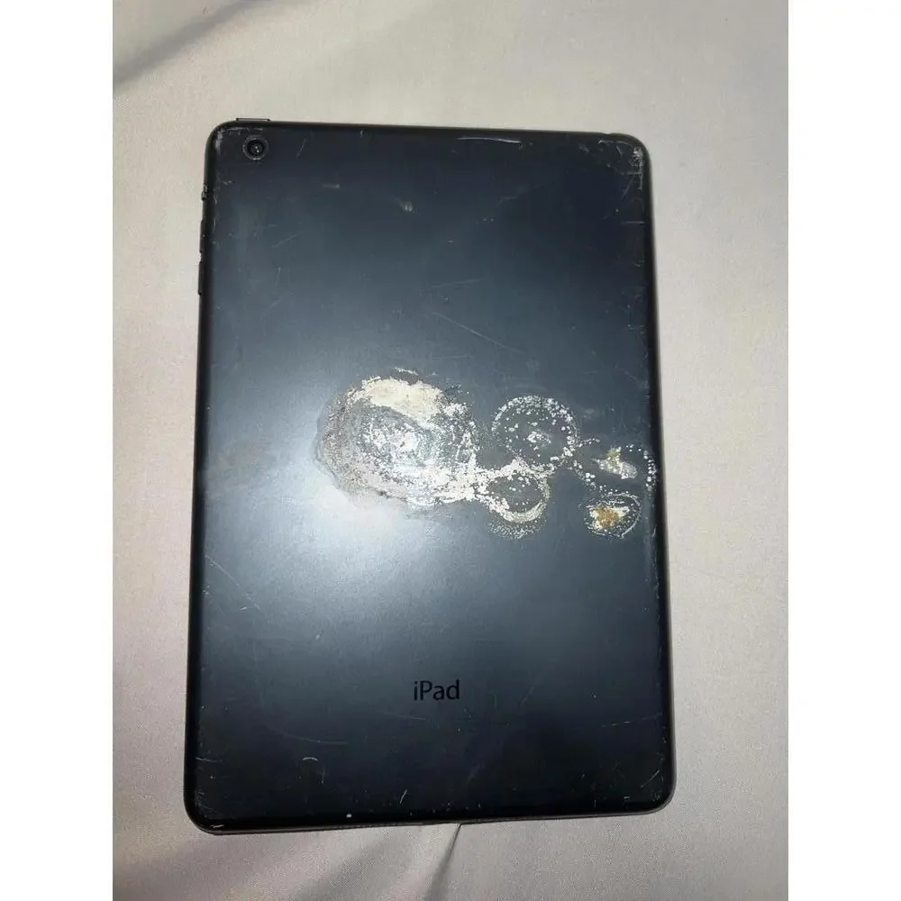 Apple iPad with Cracked Screen and Back Damage screen locked